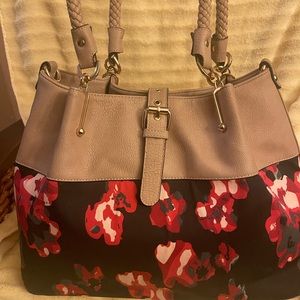 Wilson’s Leather Purse